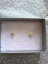 Dainty Heart Stud