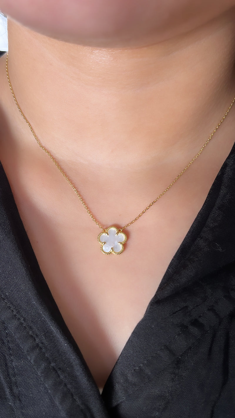 Clover Necklace