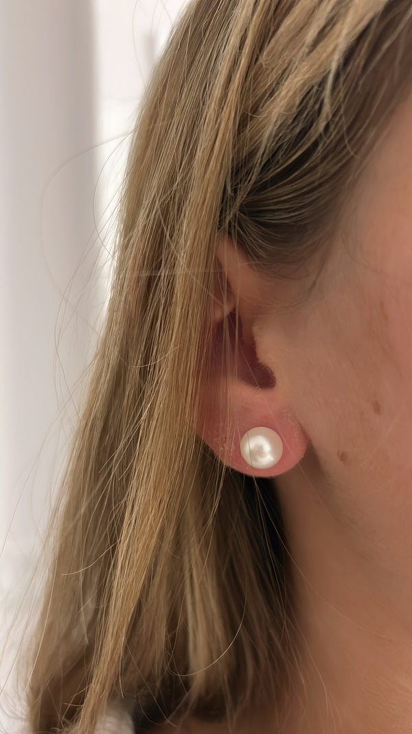 Pearl Stud 8mm